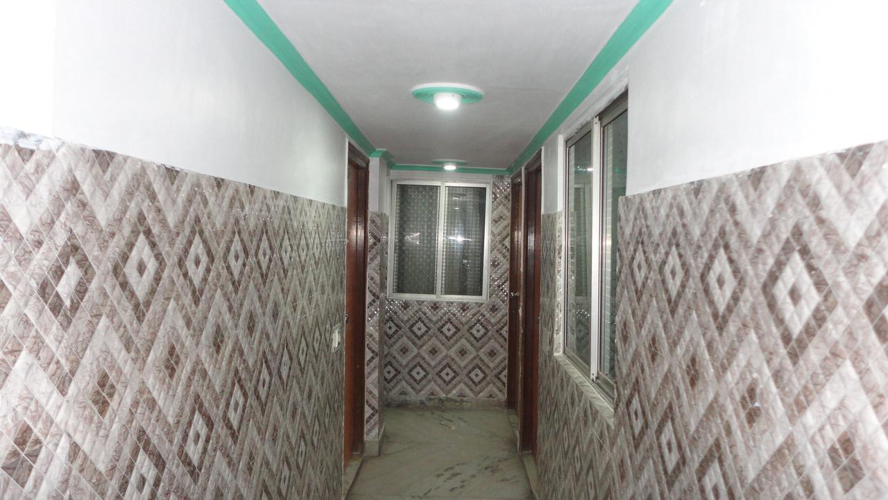 Hotel Swarajya Palace Agra  Buitenkant foto
